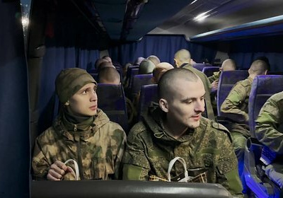 Как освобожденные российские военнопленные проходят проверку ФСБ